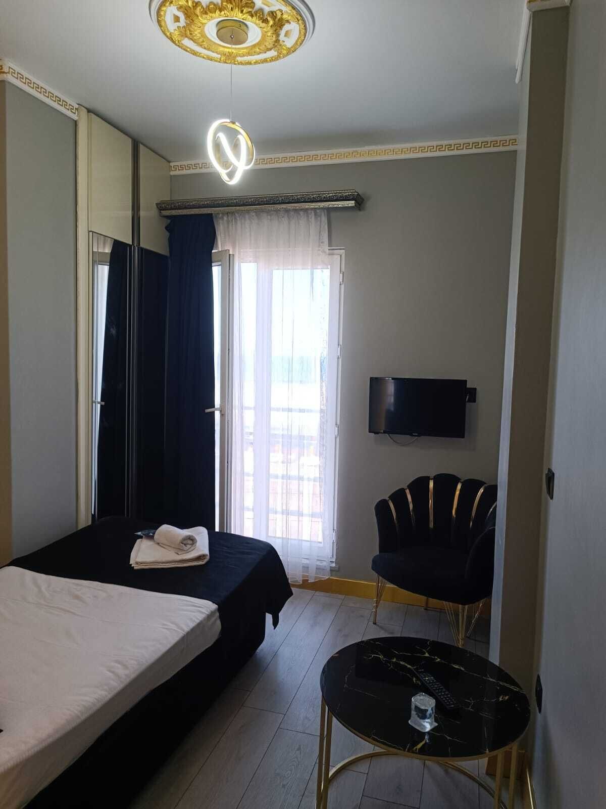 royal room | free wifi