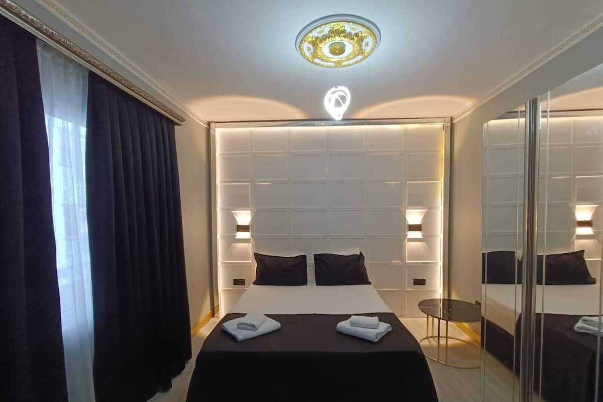 Comfort Room | Free WiFi