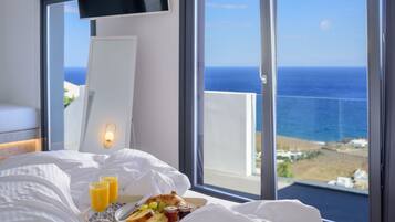 Anhydrous | 1 quarto, frigobar, cofres nos quartos, cortinas blackout