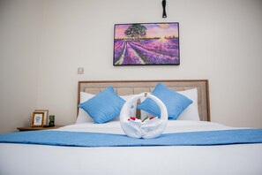 Business Villa | 4 bedrooms, iron/ironing board, free WiFi, bed sheets - Stay.Plus Blueberry Villas Eldoret (Eldoret)