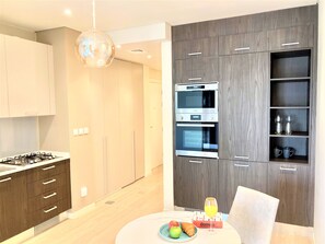 Apartment (0 Bedroom) | Private kitchenette - Amazing living in park view studio (Dubai)