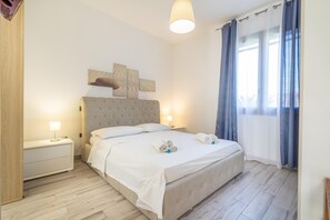 6 chambres, fer et planche à repasser, lit parapluie, Wi-Fi gratuit