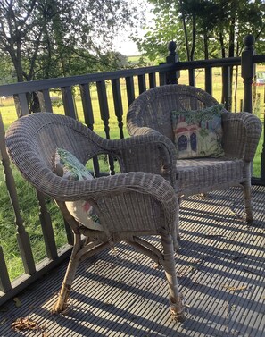 Cabin | Balcony - Dobbin the Horse box in The Lake District (Cockermouth)