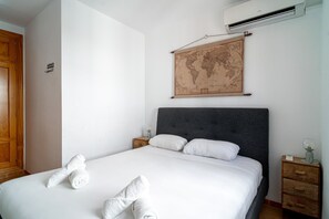 3 habitaciones, tabla de planchar con plancha y wifi gratis 