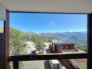 Interior - Comfy apartment at the slopes with pool (Le Corbier)