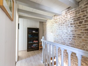 Interior - Charming Village House Near Beaches & Market, Cozy Interior, Garden, Parking Included (Le Bois-Plage-en-Ré)