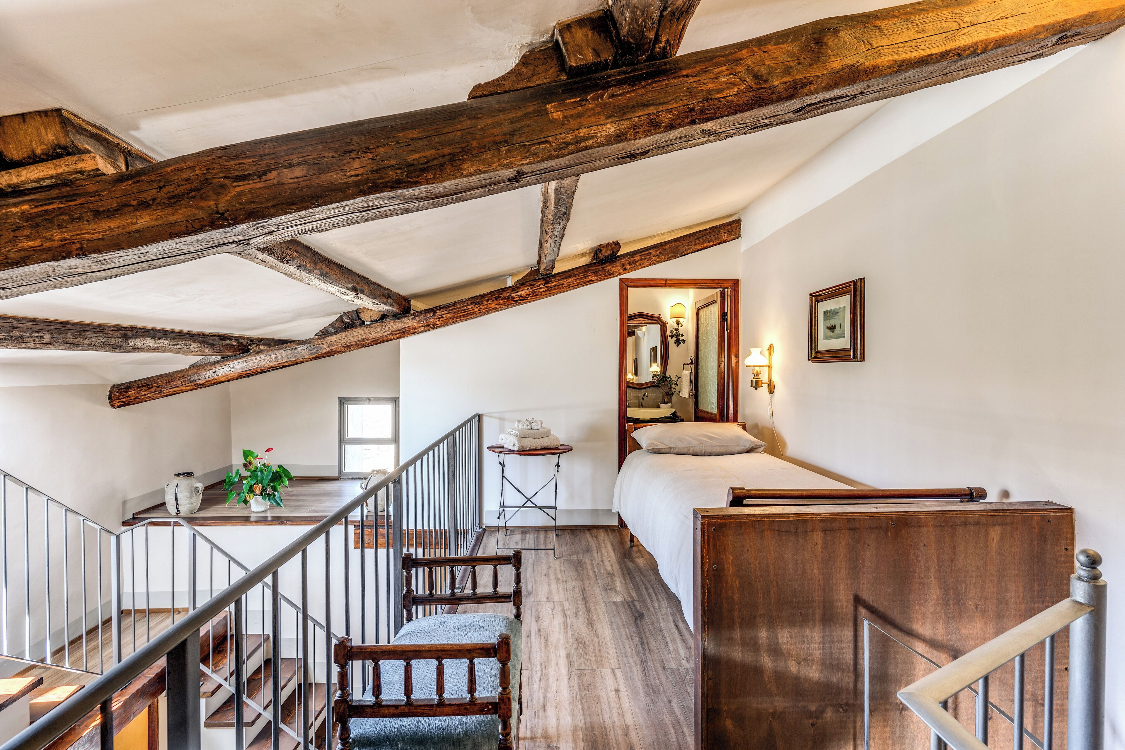 3 Schlafzimmer, Zimmersafe, Schreibtisch, Bügeleisen/Bügelbrett