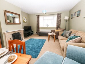 Casa de campo | 2 dormitorios, decoración individual, mobiliario individual