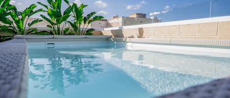 Piscine sur le toit