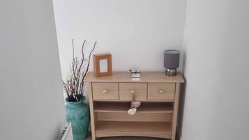 2 soverom, wi-fi (inkludert) og sengetøy