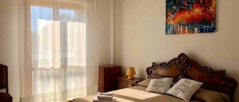 2 bedrooms, bed sheets