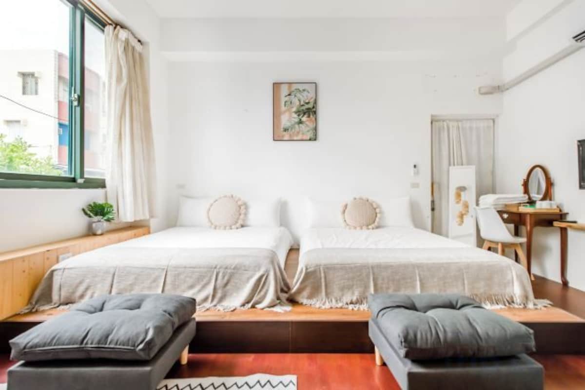 Comfortable Quad Room