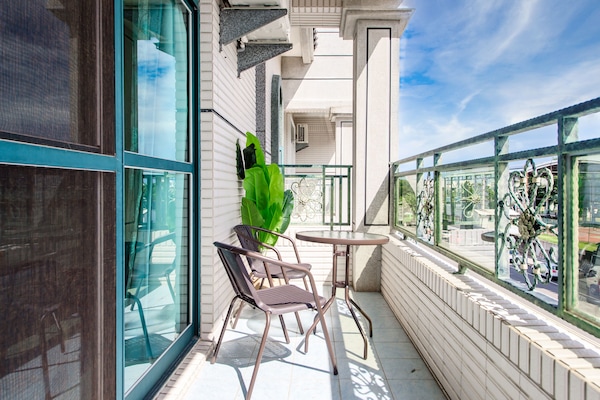 Chambre Quadruple, balcon | Balcon