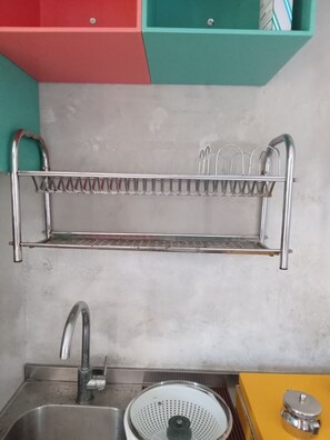 Fridge, microwave, oven, stovetop - Appartamento di design sul lungomare di San Giorgio (San Giorgio)