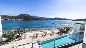 Superior Room, Balcony, Sea View | Beach/ocean view