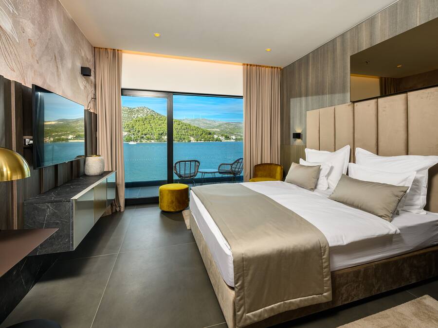 Superior Room, Balcony, Sea View