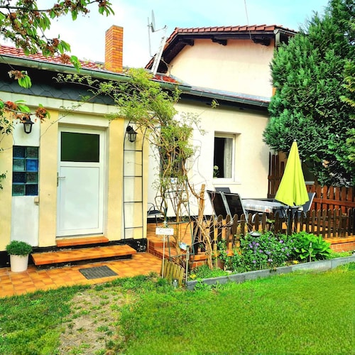 The NeueSpreeBlick, directly on the Spree