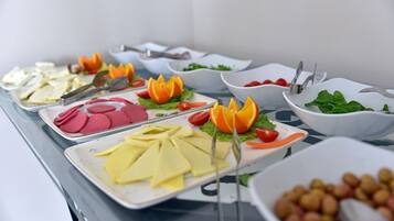 Frokostbuffé er inkludert hver dag