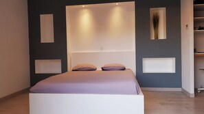 3 bedrooms, iron/ironing board, WiFi, bed sheets - Vacation villa 12 minutes from the beach (Tosse)