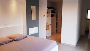 3 chambres, fer et planche Ă  repasser, Wi-Fi, draps fournis