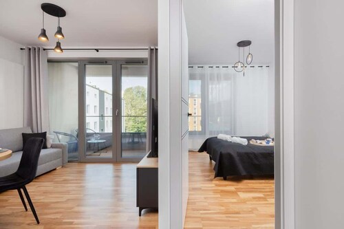 Modern Apartment | Balcony and 850 m to the Beach