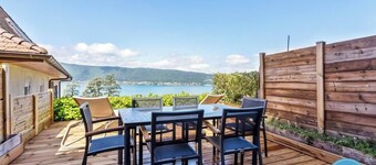 Apartment with 180° Lake & Mountain Views