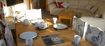 Lovely 3 Bedroom Bungalow Located in Drummore