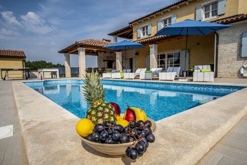 Villa 2181/55885 (Istria - Marcana), 2000m from the beach