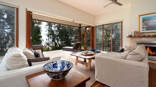 Tula - waterfront reserve