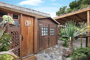 Exterior detail - Vacation Home "Casa Candelaria" with Views of El Teide, Private Pool & Wi-Fi (Arico)