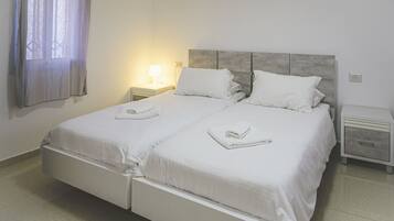 Individually decorated, individually furnished, desk