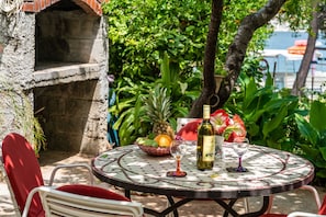 Apartamento (One Bedroom Apartment with Terrace) | Área para churrasco/piquenique