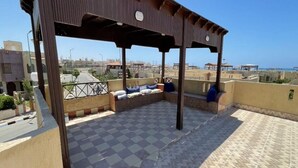Property grounds - Remarkable 2-bed Cottage (Al-Hammam)