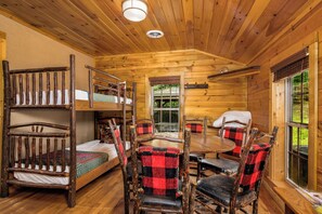 Dining - Flint Rock Cabin on the Water (Sevierville)