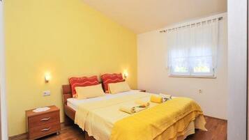 Apartment (Three Bedroom Apartment with Terrace) | 3 Schlafzimmer