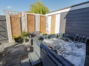 Cottage | Balcony - Cliff House (Saltburn-by-the-Sea)