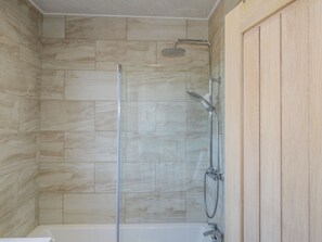 Cottage | Bathroom | Shower - Cliff House (Saltburn-by-the-Sea)