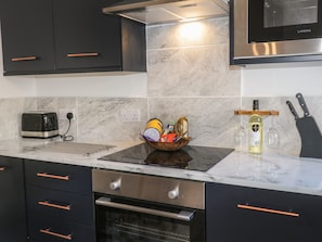 Casa de campo | Cozinha privada | Lava-louças, talheres/pratos/utensílios de cozinha