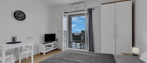 1 habitación, cuna de viaje, wifi gratis y ropa de cama