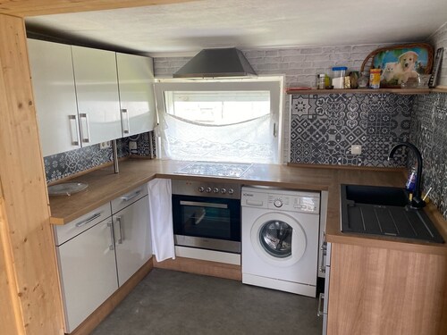 Bungalow in Ruhiger Siedlungslage - 19km Nach Berlin