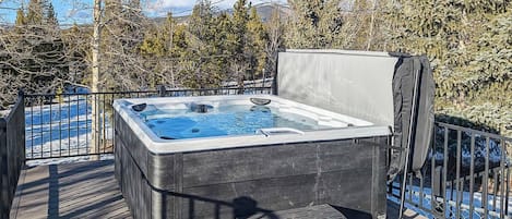 Bain à remous extérieur