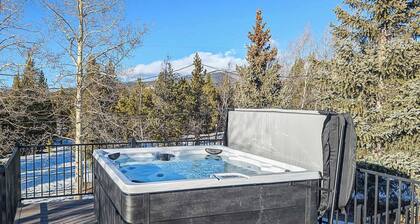 602 West 8th — 4BR Leadville Home, Hot Tub, Deck, Dogs OK, On the Mineral Belt