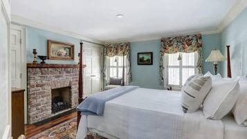 1 habitación, escritorio, tabla de planchar con plancha y wifi