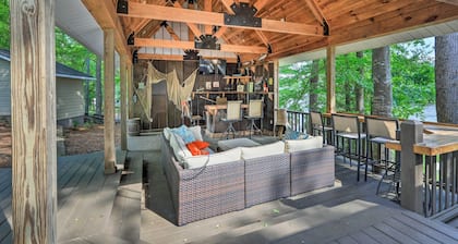 Lakefront Retreat w/ Deep Water + Great Views!