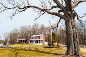 Exterior - Farmhouse in Catskill/ Hudson Valley (Catskill)