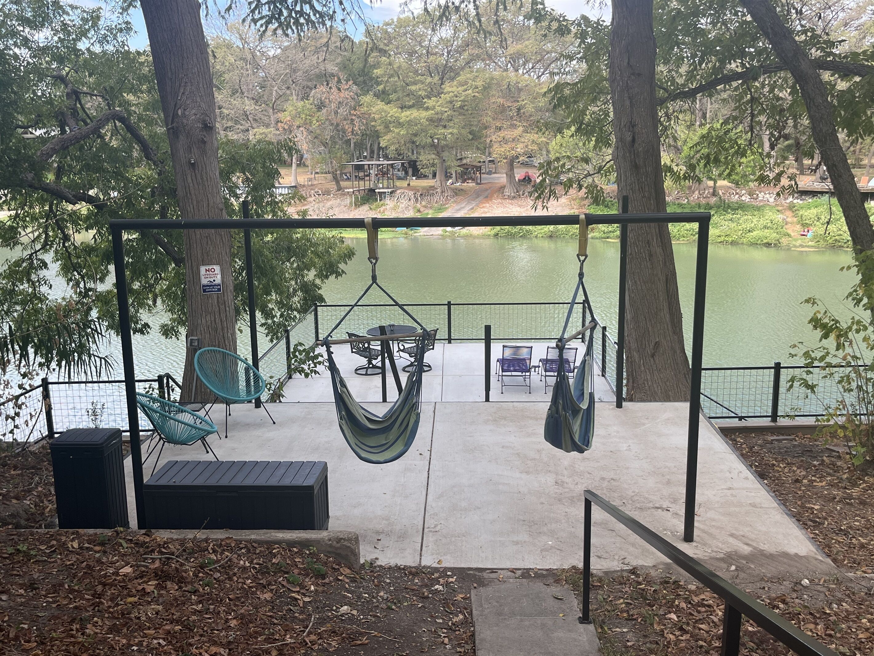 River Retreat / Kayaks / Fishing / Firepit