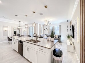 Interior - Deluxe Getaway/ Private Pool & Waterpark Access (Kissimmee)