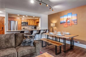Interior - An unbeatable ski-in/ski-out location in Park City Mountain Village! (Park City)