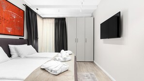 4 chambres, fer et planche à repasser, Wi-Fi, draps fournis