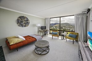 1 室のベッドルーム、アイロン / アイロン台、WiFi (無料)、ベッドシーツ